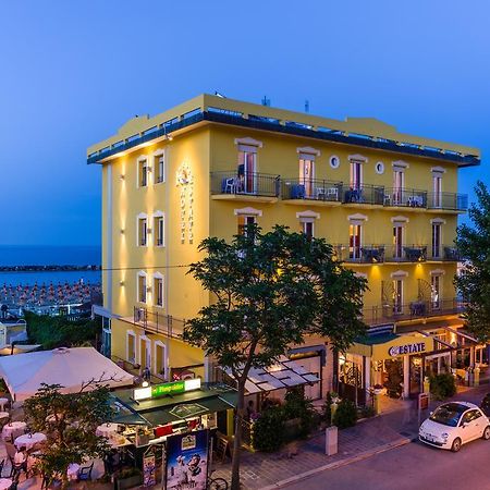 Hotel Estate Rímini Exterior foto
